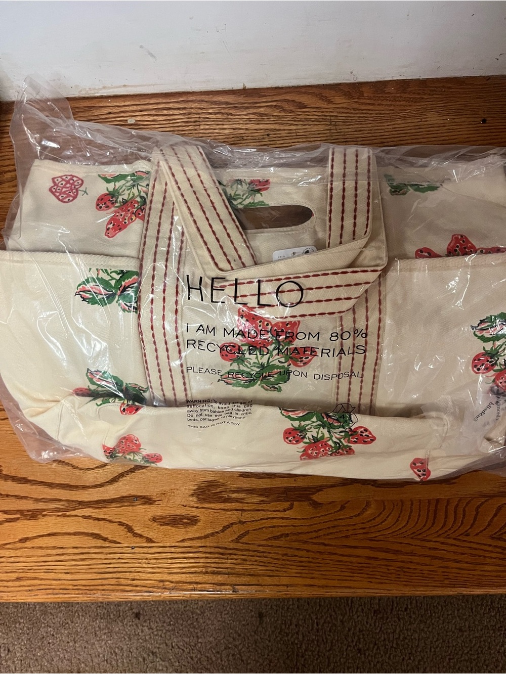 Free People Caravan Tote Strawberry - Picture 2 of 7